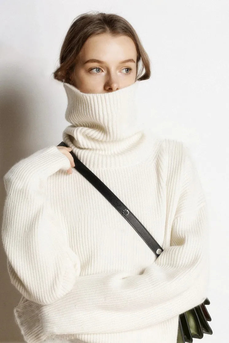 High collar cashmere pullover