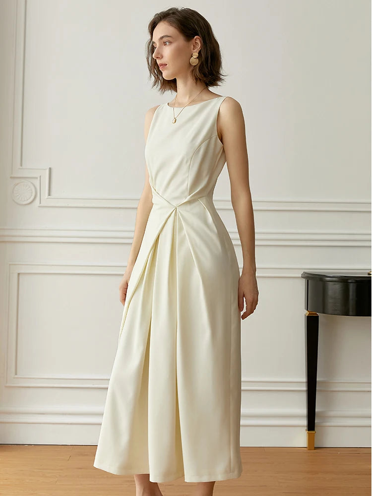 Classic linen dress