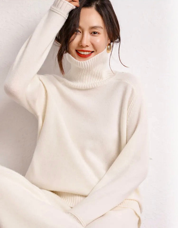 Turtleneck cashmere pullover