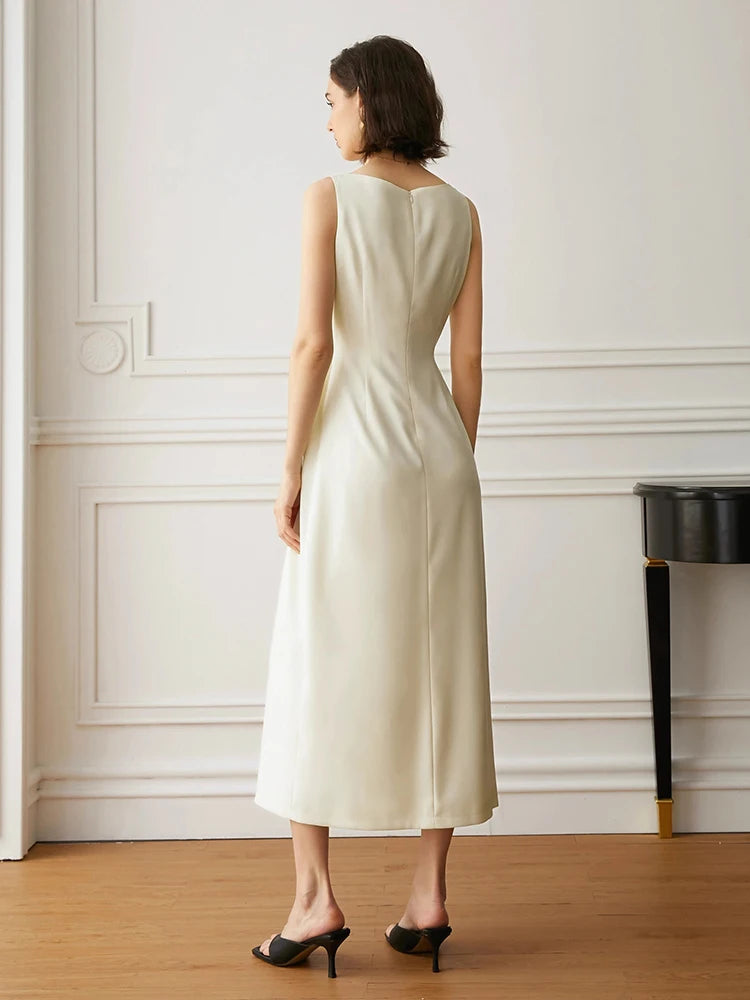 Classic linen dress