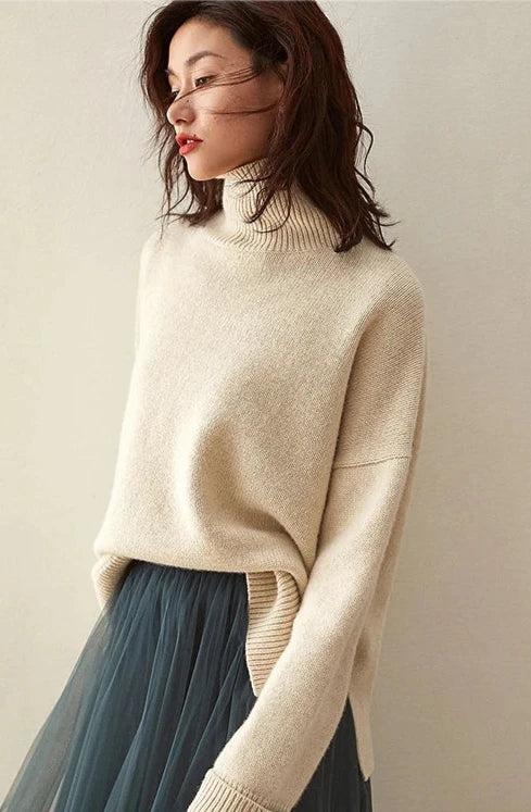 Minimalist cashmere jumper