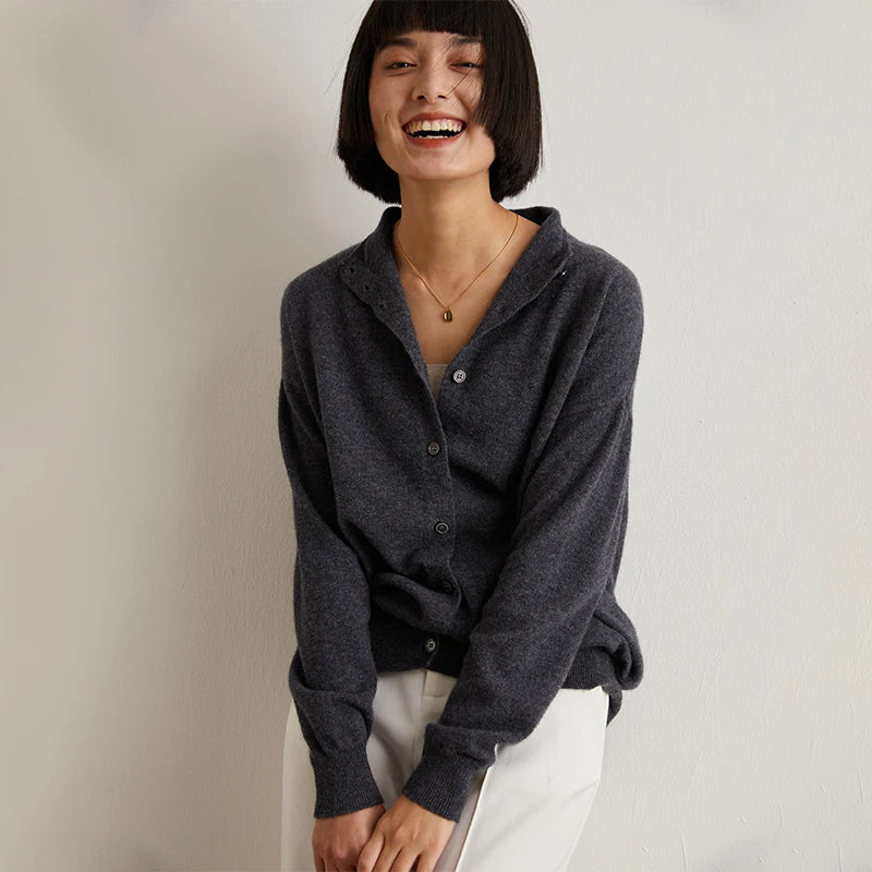 Wool cardigan semi-high-necked