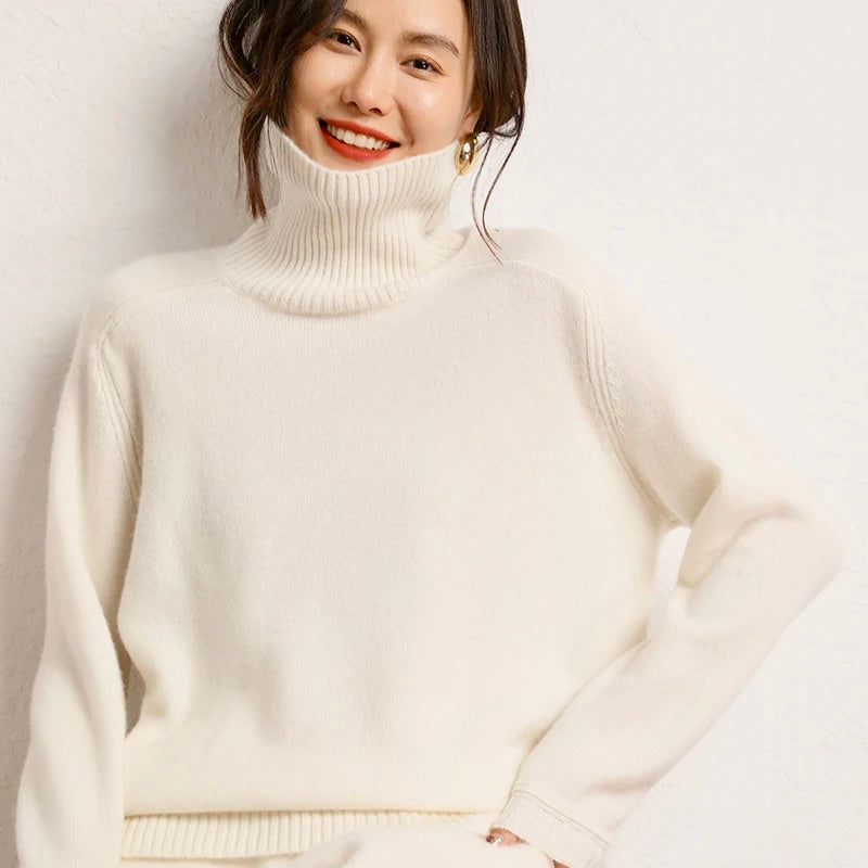 Turtleneck cashmere pullover