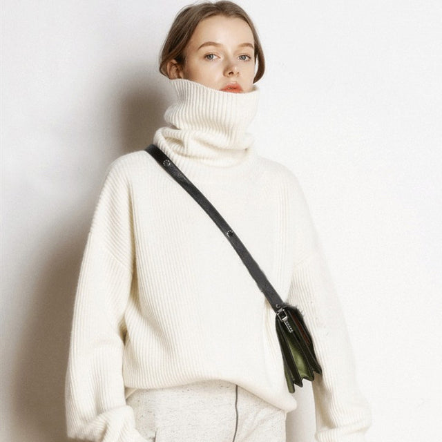 High collar cashmere pullover